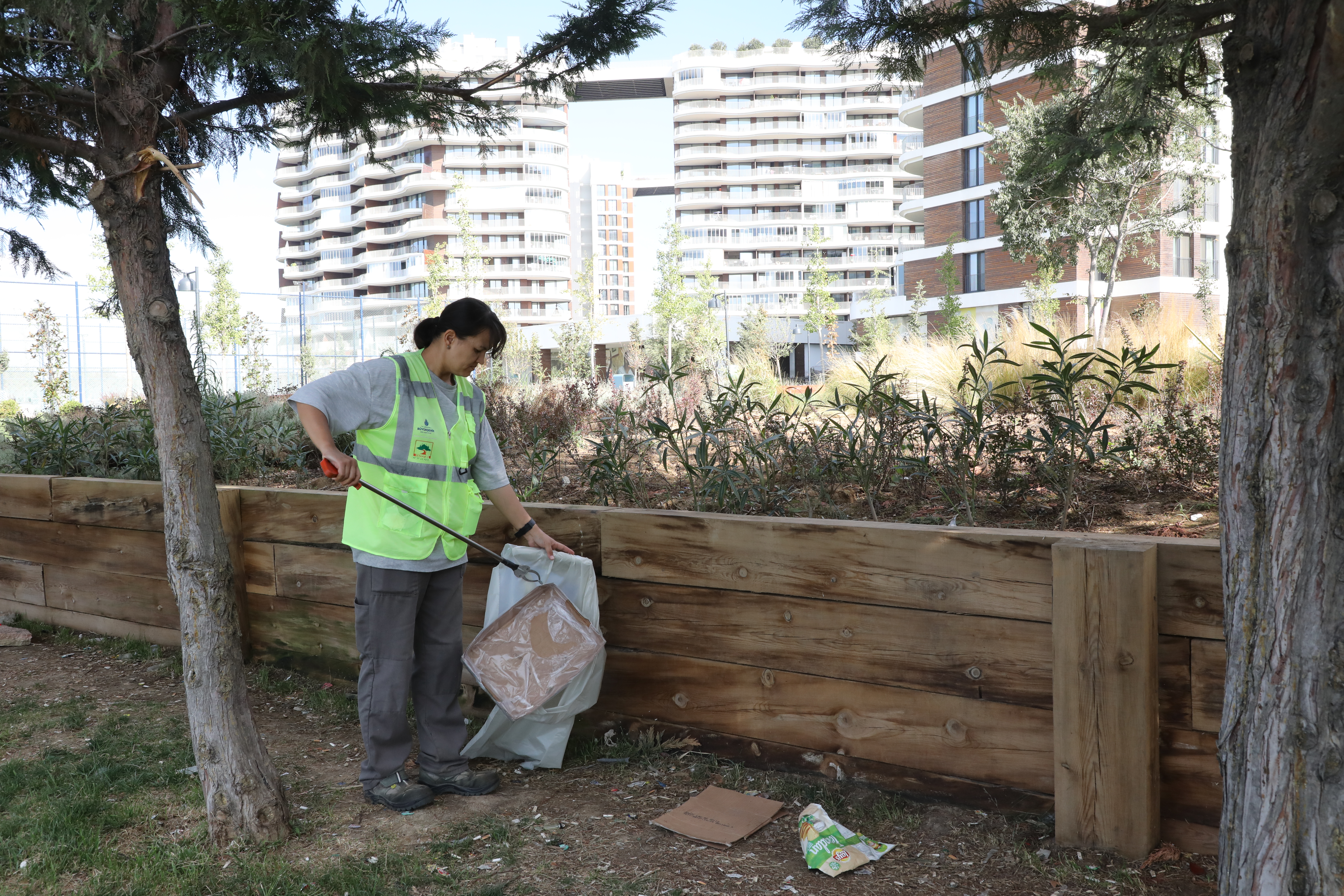 İstanbul'un Yeşil Alanlarından 28 Bin Ton Çöp Toplandı