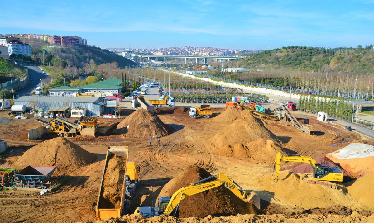 Hafriyat Atıkları Önce Bitkisel Toprağa Sonra Doğaya Dönüyor